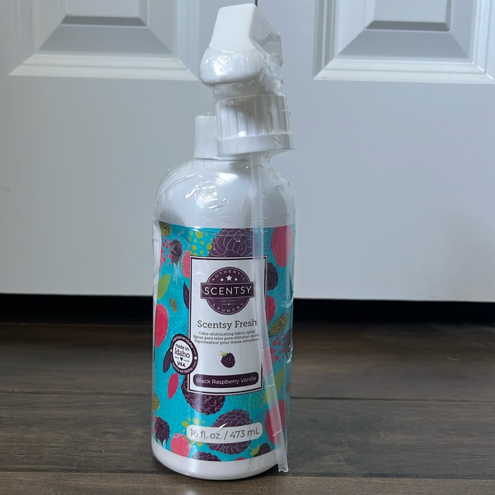Scentsy Fresh Spray in Black Raspberry Vanilla